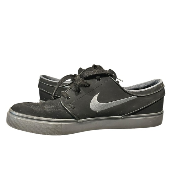 NIKE Stefan Janoski Leather Sneaker Black with Gray Swoosh VGC Men’s Size 9 - Picture 5 of 11